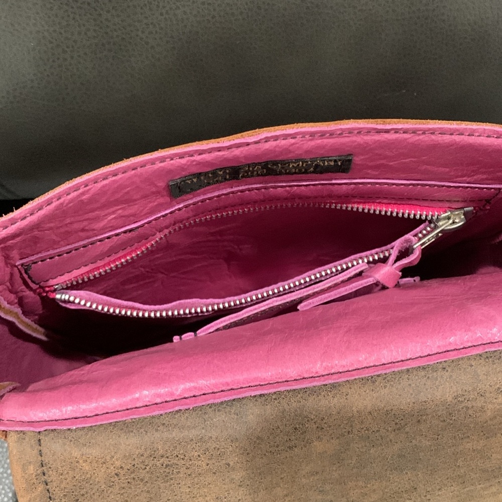 Twelve Six Handmade Leather Concealed Carry Purse - Picture 9 of 16